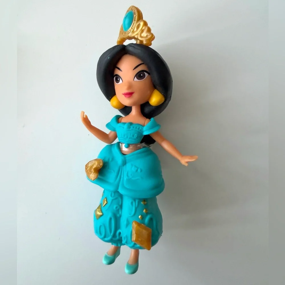 DISNEY Princess Little Kingdom 6-Piece Doll Set w/ Accessories